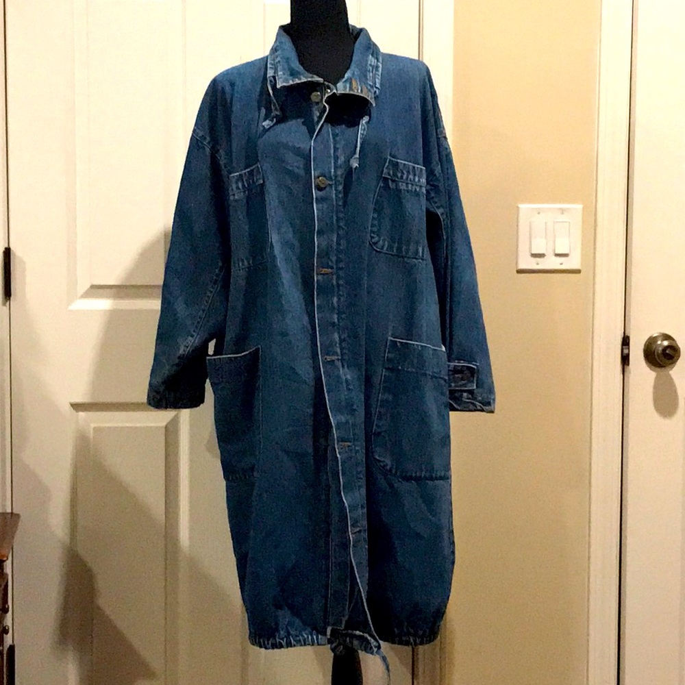 XL vintage long jean jacket by Mizz Lizz